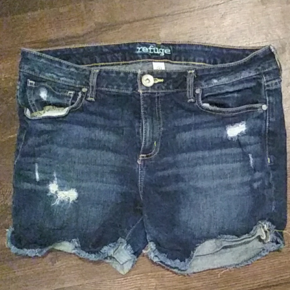 Refuge jean shorts